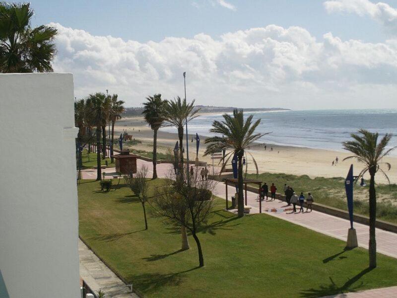 Primera Linea De Playa "Barrosamar" شيكلانا دي لا فرونتيرا المظهر الخارجي الصورة